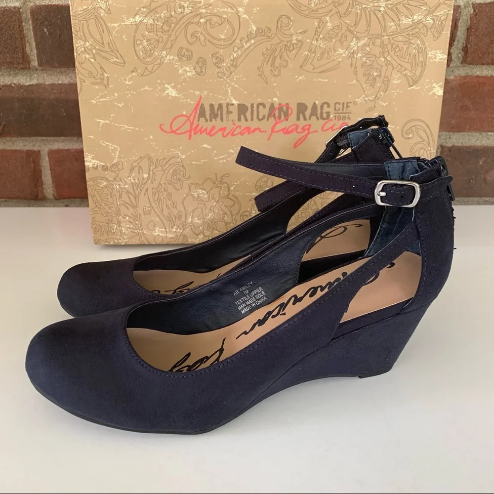 American Rag Navy Wedges - Picture 4 of 9